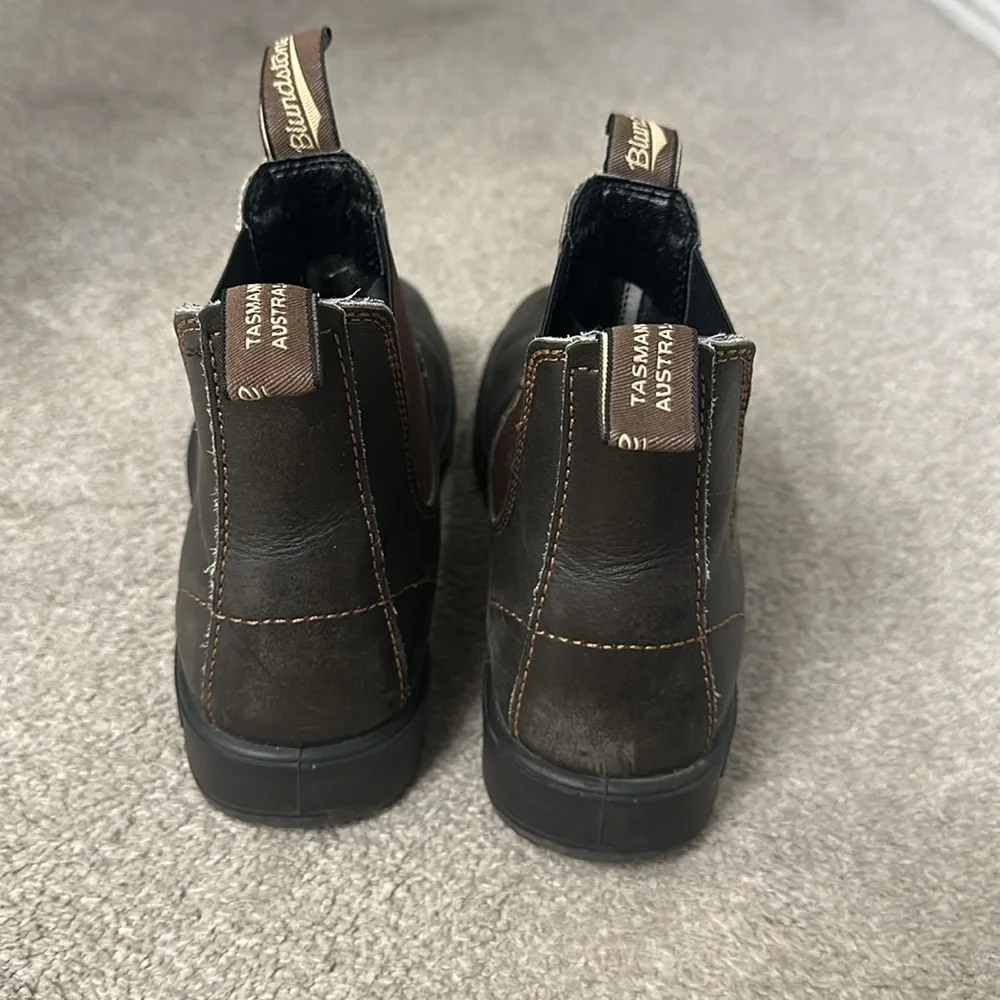 Stout brown Blundstone boots, classic style, Aus size 7, US W 9.5/10 - Picture 3 of 7
